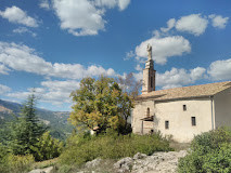 Le Roc au Serre et la chapelle Notre-Dame du Roc photo