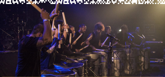 Les Tambours du Bronx photo
