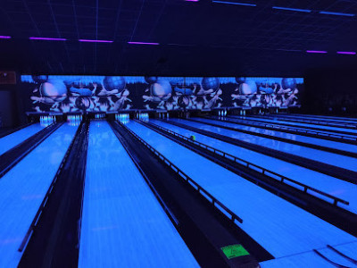 Magic bowling photo