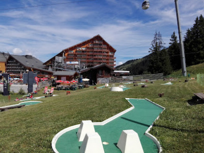 Mini golf, tennis et quad du Mottaret photo