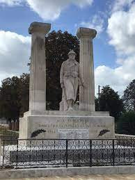 Monument aux morts photo