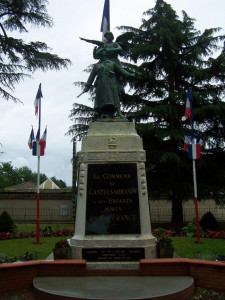 Monument aux Morts à Castel-Sarrazin photo