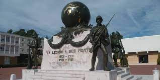 Monument aux morts de la Légion étrangère photo