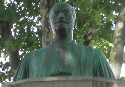Monument de Joseph Anglade photo
