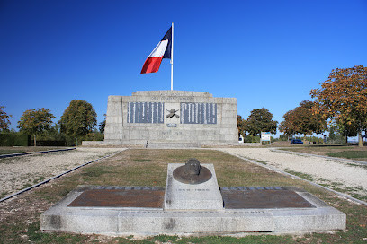 Monument des chars d'assaut photo