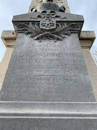 Monument du Général Ladreit de Lacharrière photo