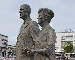 Monument Yvonne et Charles De Gaulle photo