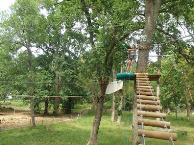 Parc Accrobranche Là Haut Aventure Park photo