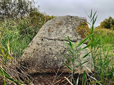pierre de Gargantua photo