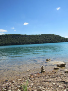 Plage naturiste du Lac de Chalain (FFN, FNI) photo