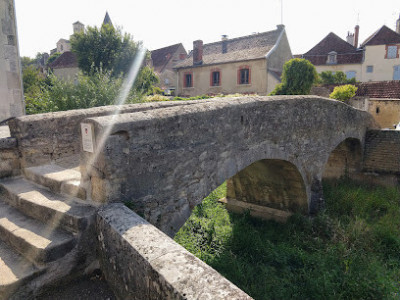 Pont du perthuis au loup photo