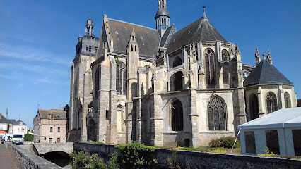 Presbytère de la Paroisse Sainte Jeanne de France photo