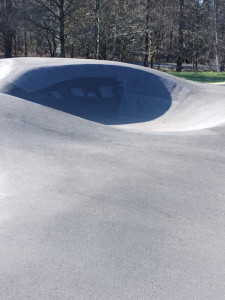 Pump Track - Skateboard / Vélo /Trottinette photo