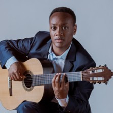 Raphaël Feuillâtre, guitare - Bach, Couperin, Albeniz, Terega photo