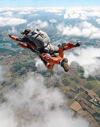 Saut en parachute Ariège - Parachutisme occitan photo