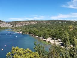 Se balader au Lac de Montmeyan en Provence Verte photo