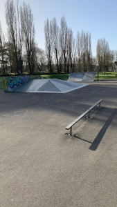 Skatepark de Verrières-le-Buisson photo