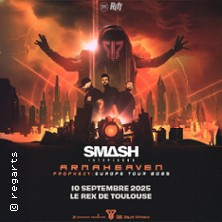 Smash Into Pieces photo