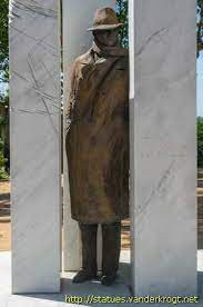 Statue de Jean Moulin photo