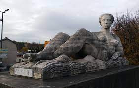 Statue De La Seine photo