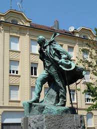 Statue de Victor HUGO photo