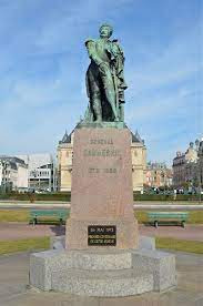 Statue du général Pierre Daumesnil photo