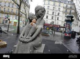 Statue Maternité de Georges Lucien Vacossin photo