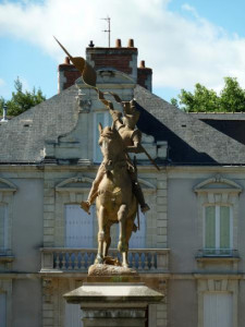 Statue Sainte Jeanne d'Arc photo