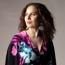 Stellere Nathalie Barton Project photo