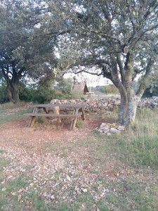 Table, balançoire et panorama photo