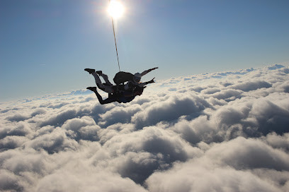 Tête en l'air parachutisme photo