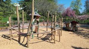 Thabor playground photo