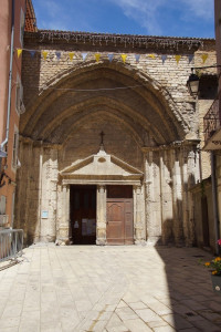 L'Ancienne cathédrale Notre-Dame photo