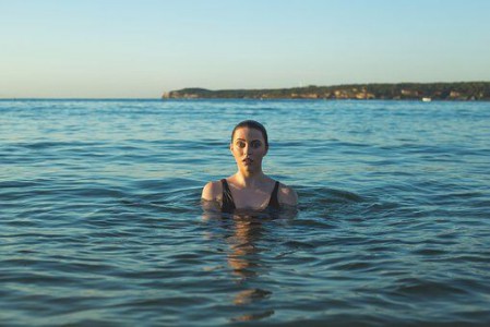 Venez vous baignez à la Plage des Lays photo
