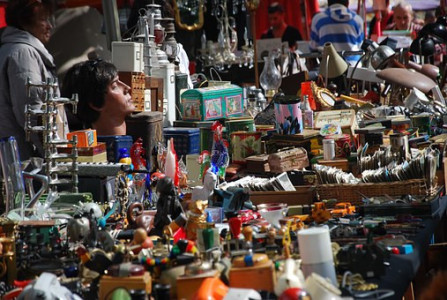 Vide grenier du CRAC Cesson photo