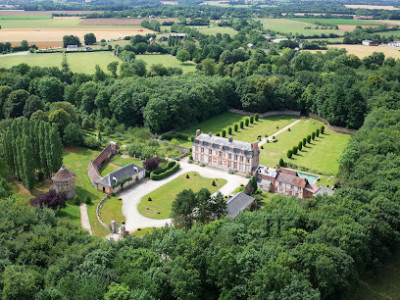 Votre Chateau de Famille / Château de Villers en Ouche photo