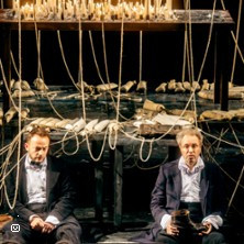 Youri Boutoussov - Rosencrantz & Guildenstern sont Mort - Théâtre les Gémeaux, S photo